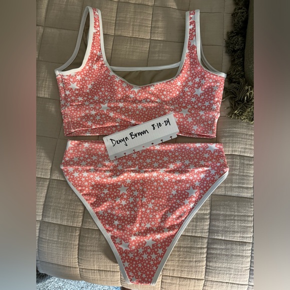 LainSnow Coral Stars bikini - Picture 2 of 2